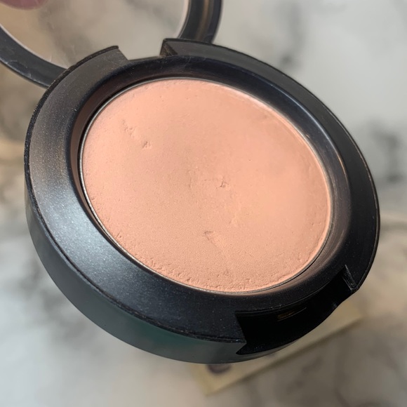 Tenderling MAC Powder Blush - Picture 4 of 13